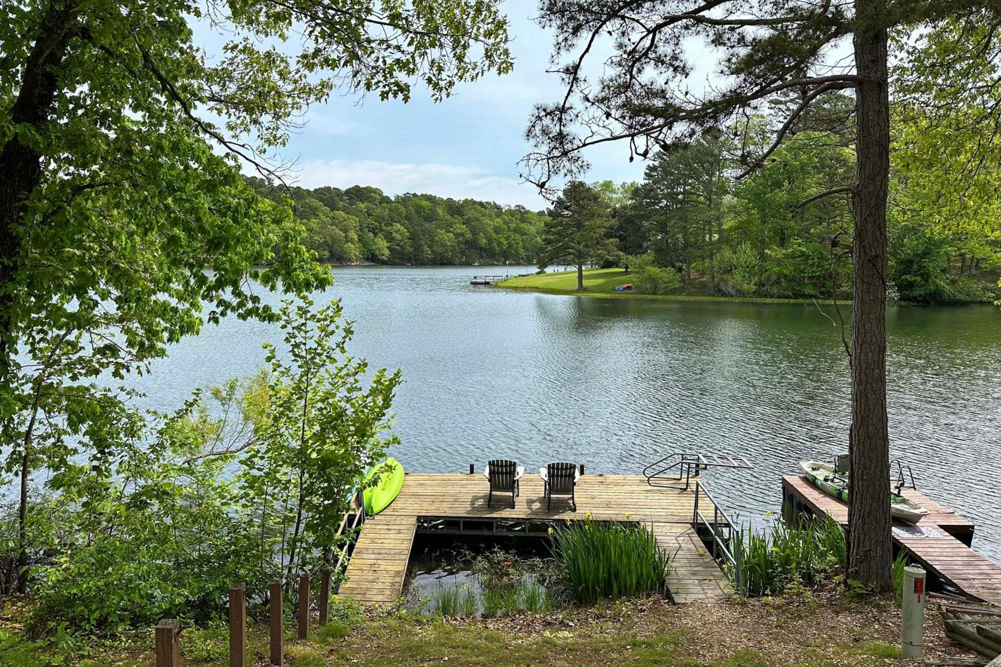Renovated Lakefront Escape With Private Dock And Deck! Белла-Виста Экстерьер фото